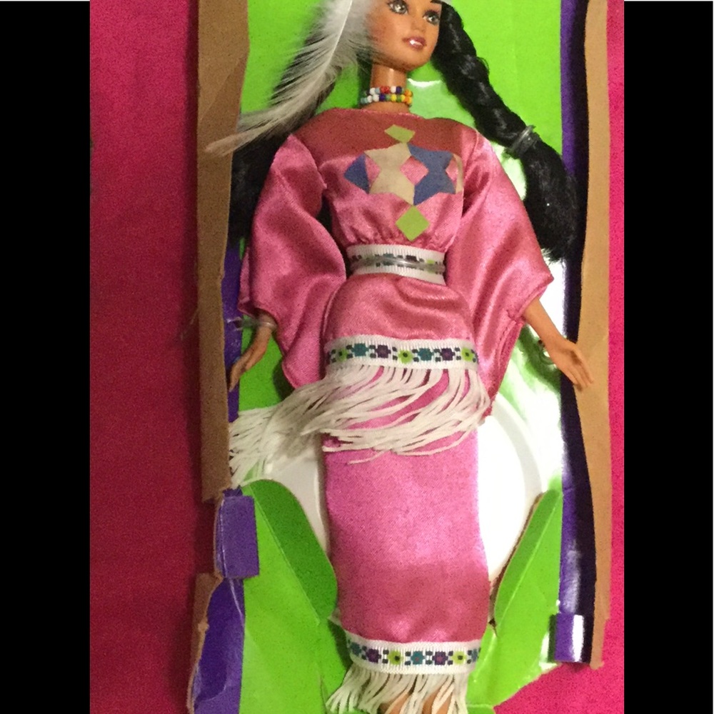 🫎 Native American Barbie, Special Edition 1994 Indian Maiden PINK DRESS